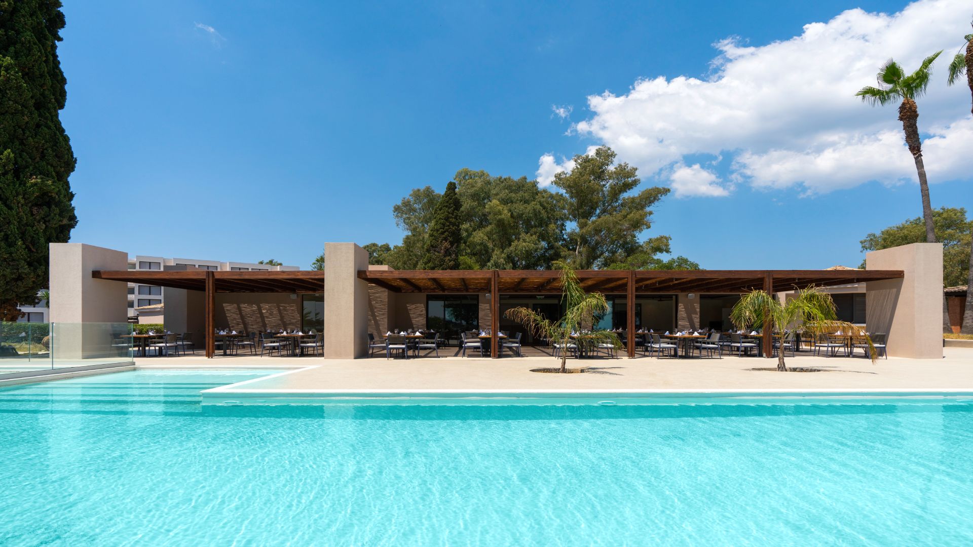 Dreams-of-Corfu-pool